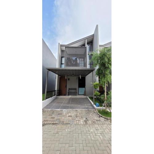 O2 Essential Home Full Furnished Fasilitas lengkap