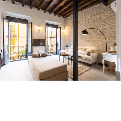 Oak & Sandstone - Modern Studio
