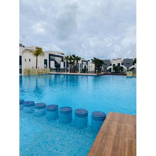 OASIS BEACH apartments