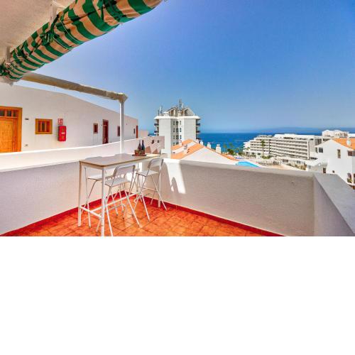 Ocean view apartment in Park Royal I