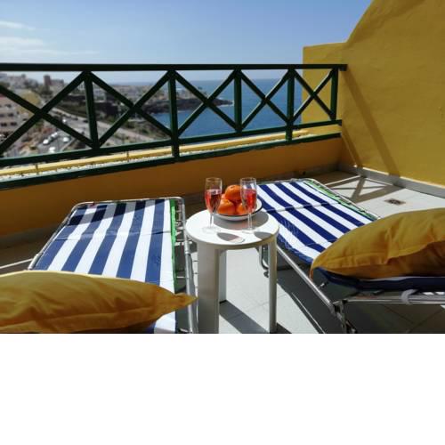 Ocean view holiday apartment, Playa La Arena