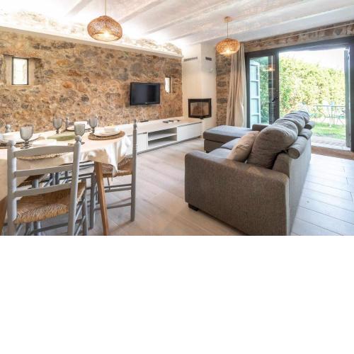OCELLS DE MONTGRÍ apartamento rural en el Baix Empordà