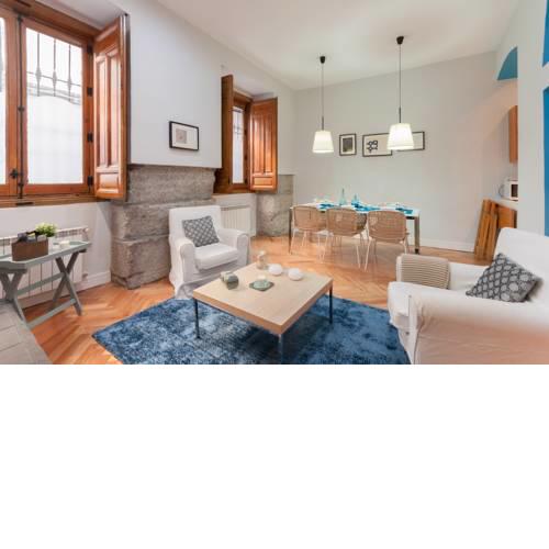 Old Town Apartment