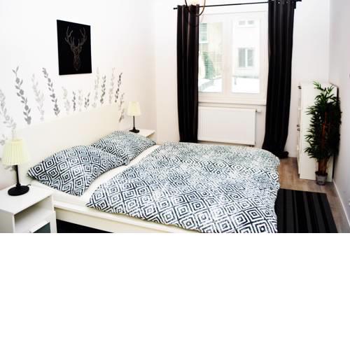 OLD TOWN CASTLE ROCK APARTMENT - BEST LOCATION