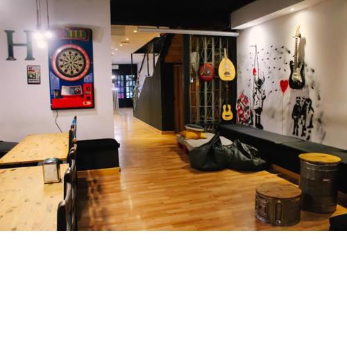 Olé Backpackers Hostel