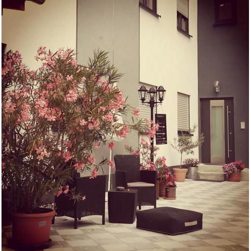 Oleander Hof