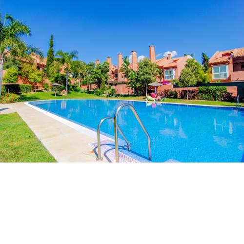 OleHolidays Adosado Mediterraneo Los Monteros 100 m playa