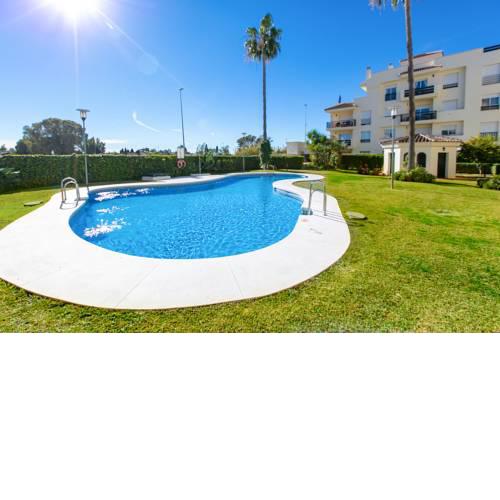 OleHolidays Lorcrimar jardín y barbacoa junto a Puerto Banús