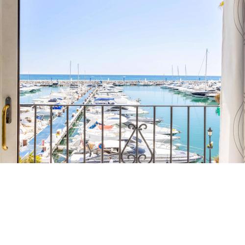 OleHolidays PB 243 Primera línea de Mar Puerto Banús