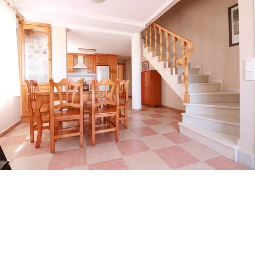 OLIVA HOLIDAYS 3