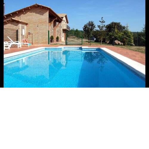 Olvan Villa Sleeps 10 with Pool