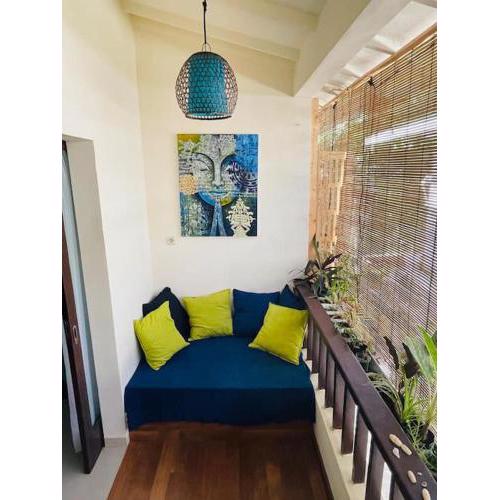 OM Apartment/ 100m beach