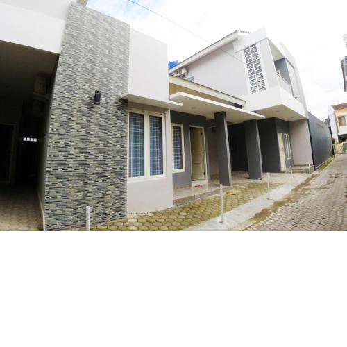 Omah Bondi Family Homestay by FH Stay