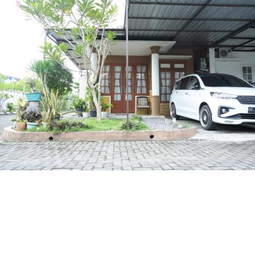 Omah Rere Full 1 Rumah, 2 kamar AC