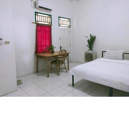 Ombai Guest House 27 Syariah RedPartner