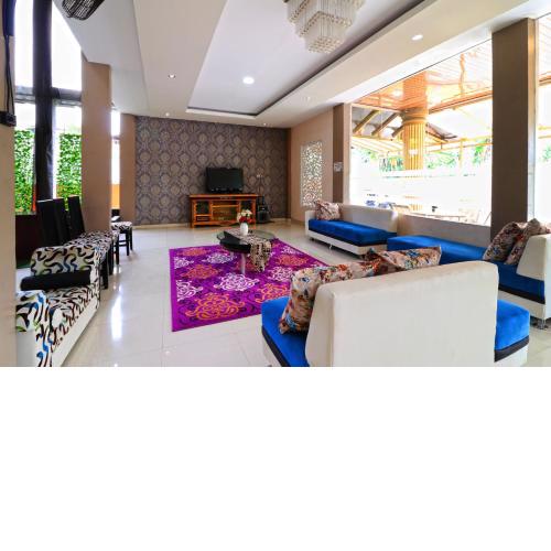 Ombey Guest House