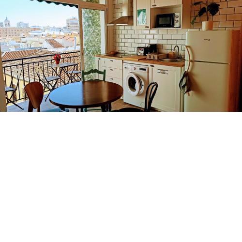 Ondaluz , Entire flat nice and cosy in Malaga