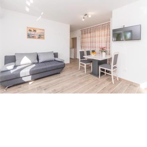 One-Bedroom Apartment in Biograd na Moru
