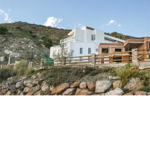 One-Bedroom Apartment in Casarones