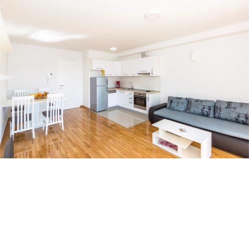 One-Bedroom Apartment in Makarska