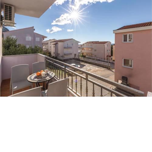 One-Bedroom Apartment in Makarska