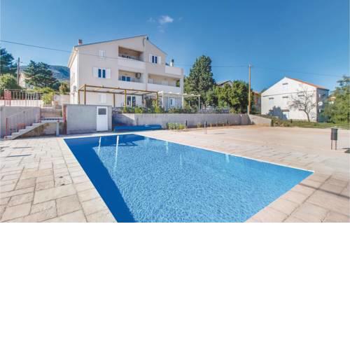 One-Bedroom Apartment in Nerezine