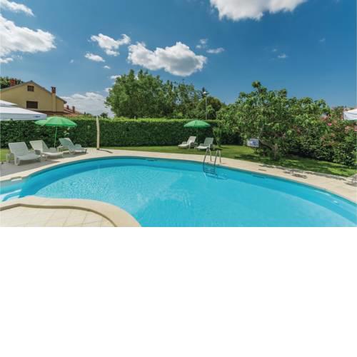 One-Bedroom Apartment in Porec