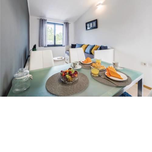 One-Bedroom Apartment in Porec
