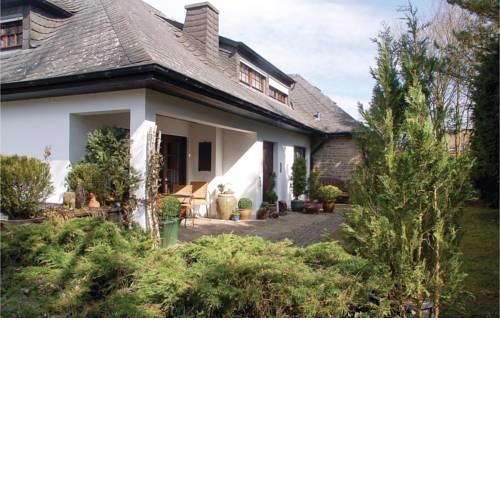 One-Bedroom Apartment in Schonecken