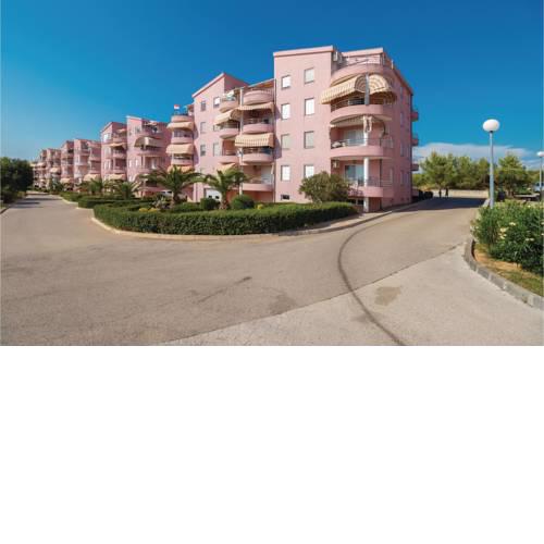 One-Bedroom Apartment in Zadar