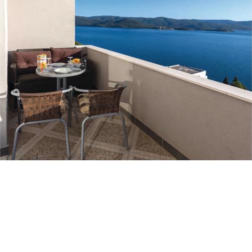 One-Bedroom Apartment Klek with Sea view 07
