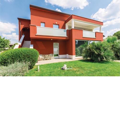One-Bedroom Apartment Novigrad 04