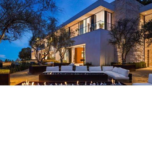 One of the finest contemporary estates located in the most prime section