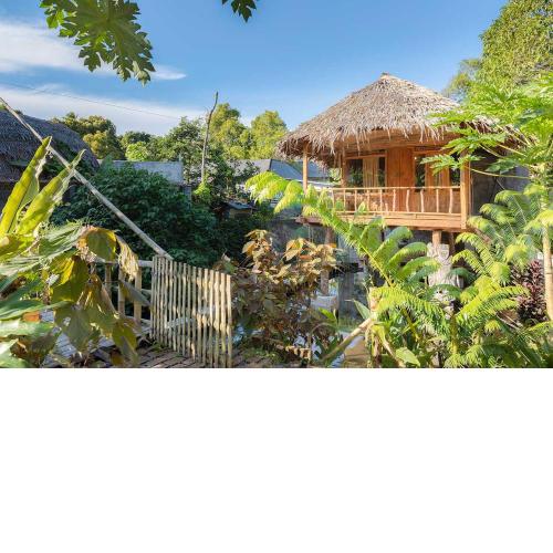 Onong's Homestay & Cafe