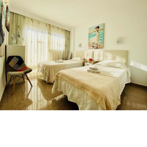 Orange and White Apartment in Yumbo
