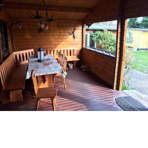 Ostsee Jägerhütte am Waldesrand