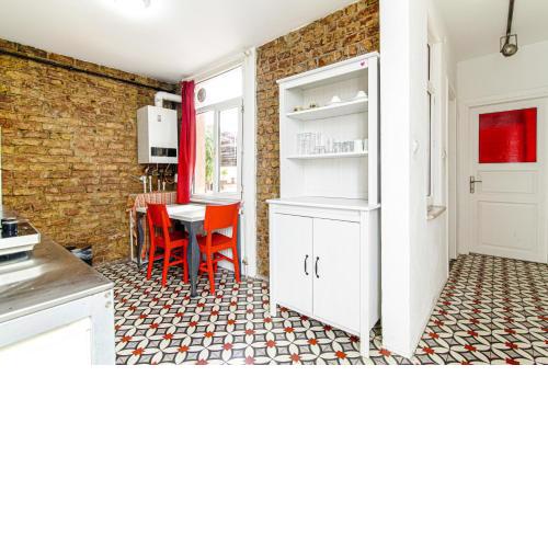 Outstanding Flat With City and Sea View in Beyoglu