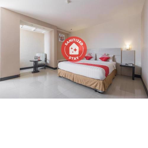 OYO 1081 Allson City Hotel Makassar