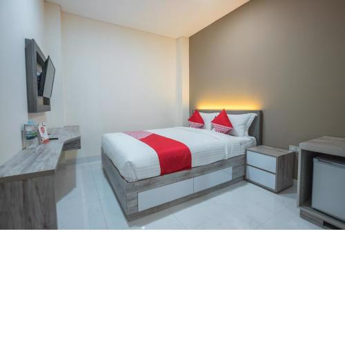 OYO 1487 Residence Khoe