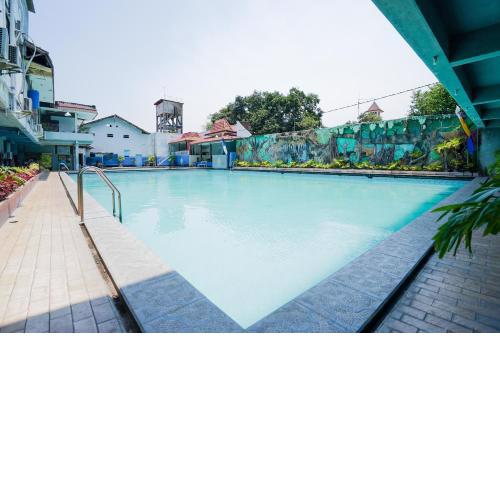 OYO 1652 Hotel Tampiarto