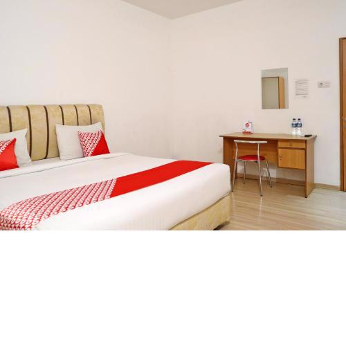OYO 1673 M Authentic Kost Man
