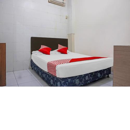 OYO 1935 Hotel Diamond Inn Makassar