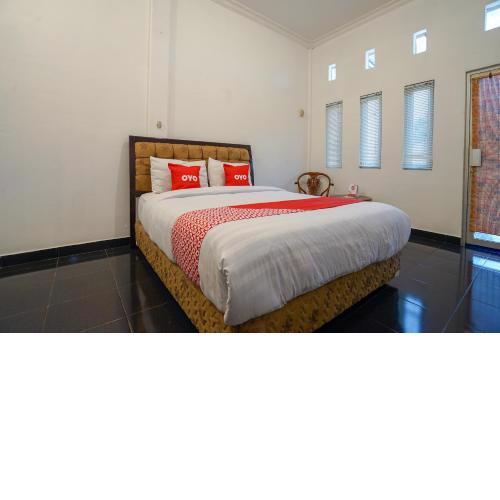 OYO 2036 Afifah Homestay Syariah