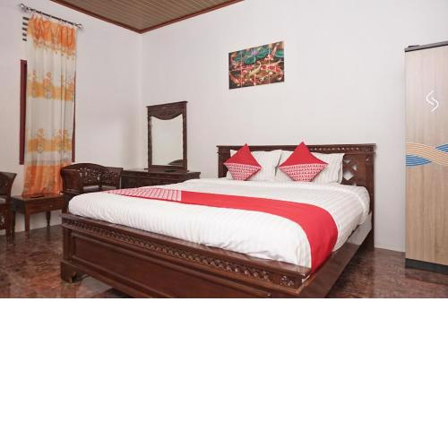 OYO 2410 Intan Hotel