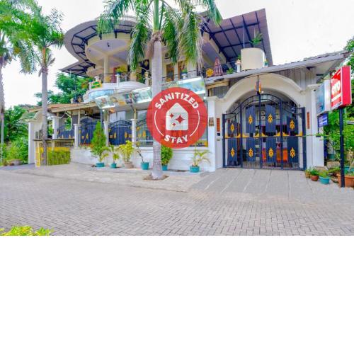 OYO 3088 Green Valley House