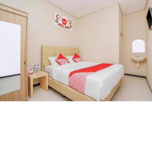 OYO 331 Osuko Residence