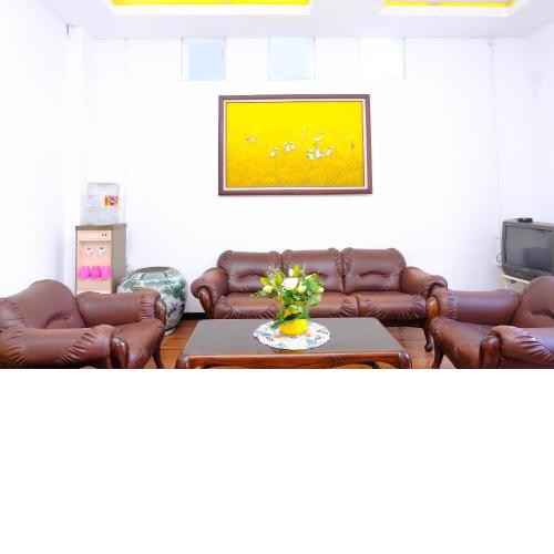 OYO 354' 32 Guest House
