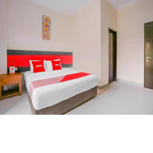 OYO 4012 Ari Beach Inn