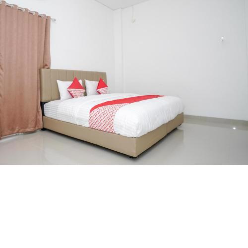 OYO 443 Hotel Barlian