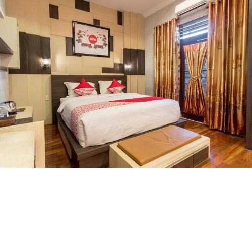 OYO 619 Naufal Guest House Syariah